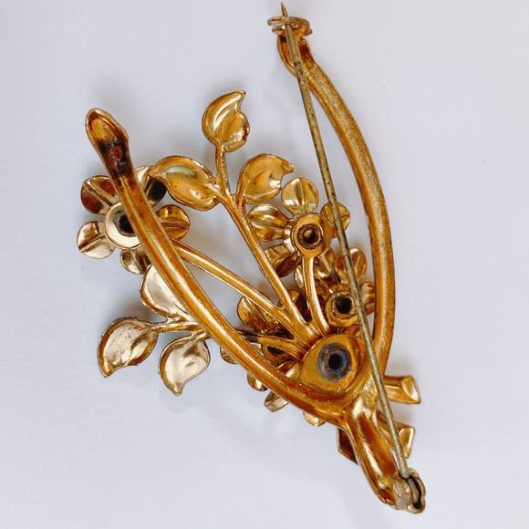 Vintage 1940s Brooch Wishbone Floral Rhinestone Enamel Mid Century Gold Tone Pin - Picture 9 of 10